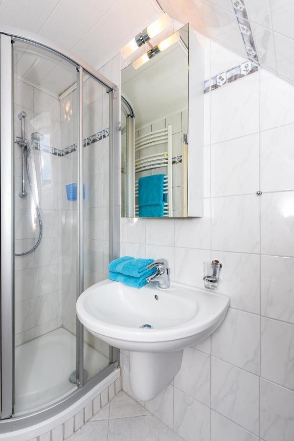 נויהרלינגרזיל Ferienwohnungen Im Haus Waterkant מראה חיצוני תמונה